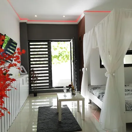City Garden Black Sea Апарт-отель 3*