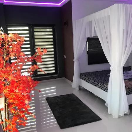 Aparthotel City Garden Black Sea 3*