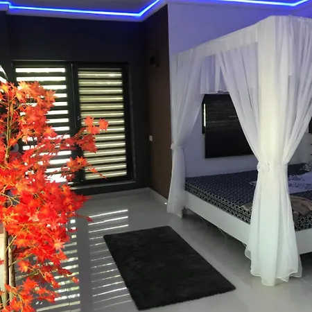 Aparthotel City Garden Black Sea